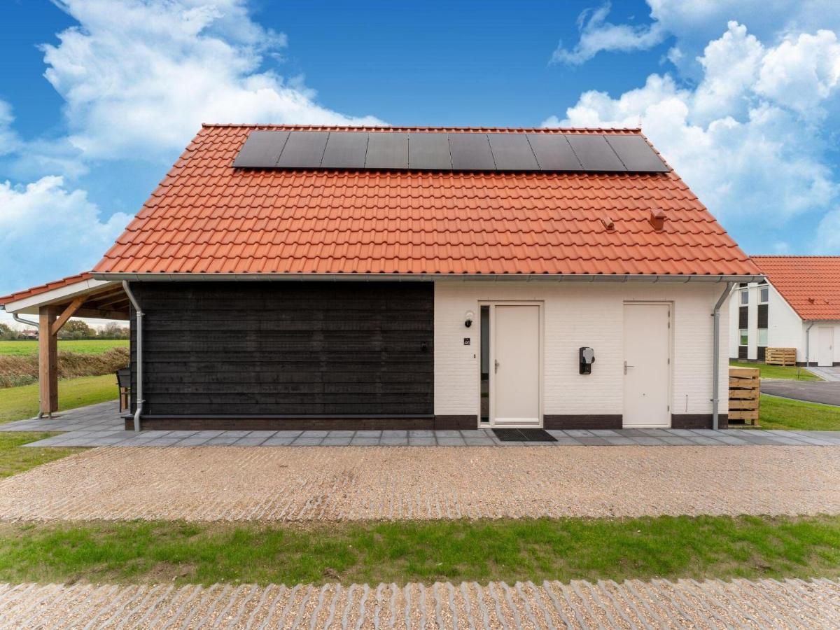 Holiday Home In Scherpenisse With Bubble Bath Exterior photo